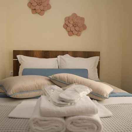 Strata Deluxe Apt. Солун Екстериор снимка
