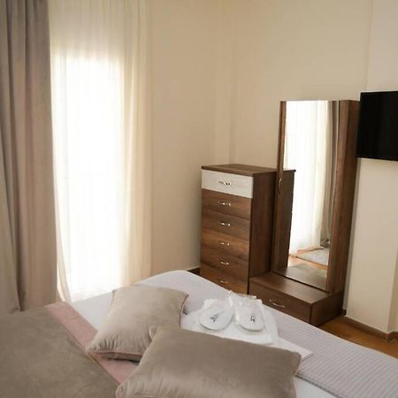 Strata Deluxe Apt. Солун Екстериор снимка